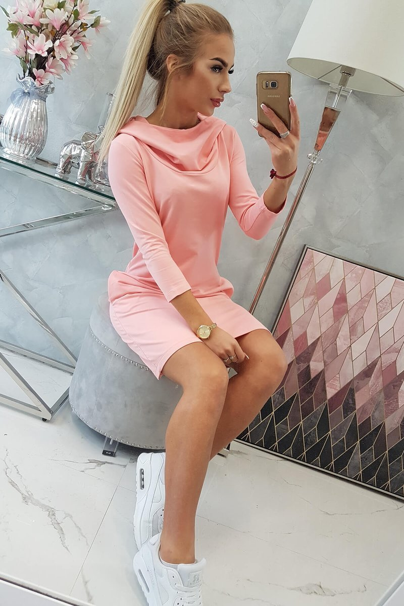 Sukienka z kapturem i kieszeniami morelowa - obrazek 8