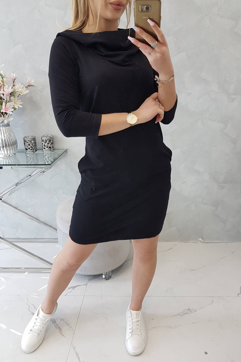 Sukienka z kapturem i kieszeniami czarna - obrazek 6