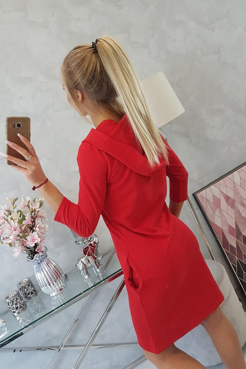 Sukienka z kapturem i kieszeniami czerwona - obrazek 7