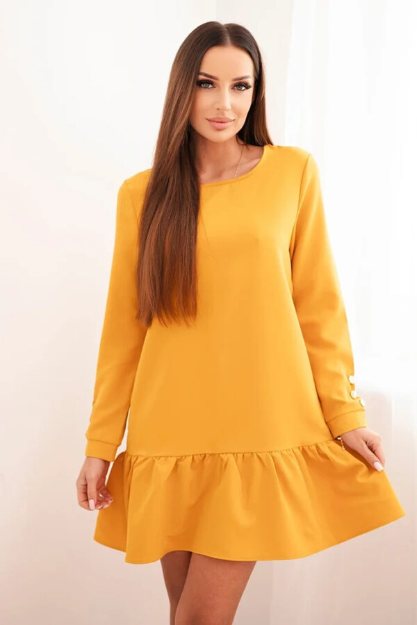 Sukienka z falbaną musztardowa