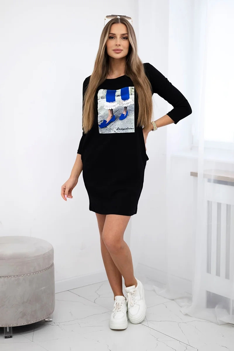 Sukienka z grafiką 3D z cyrkoniami czarna - obrazek 2