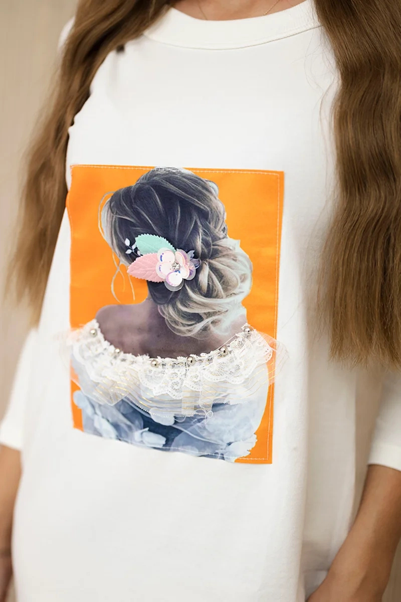 Sukienka z grafiką 3D, koronka ecru - obrazek 4