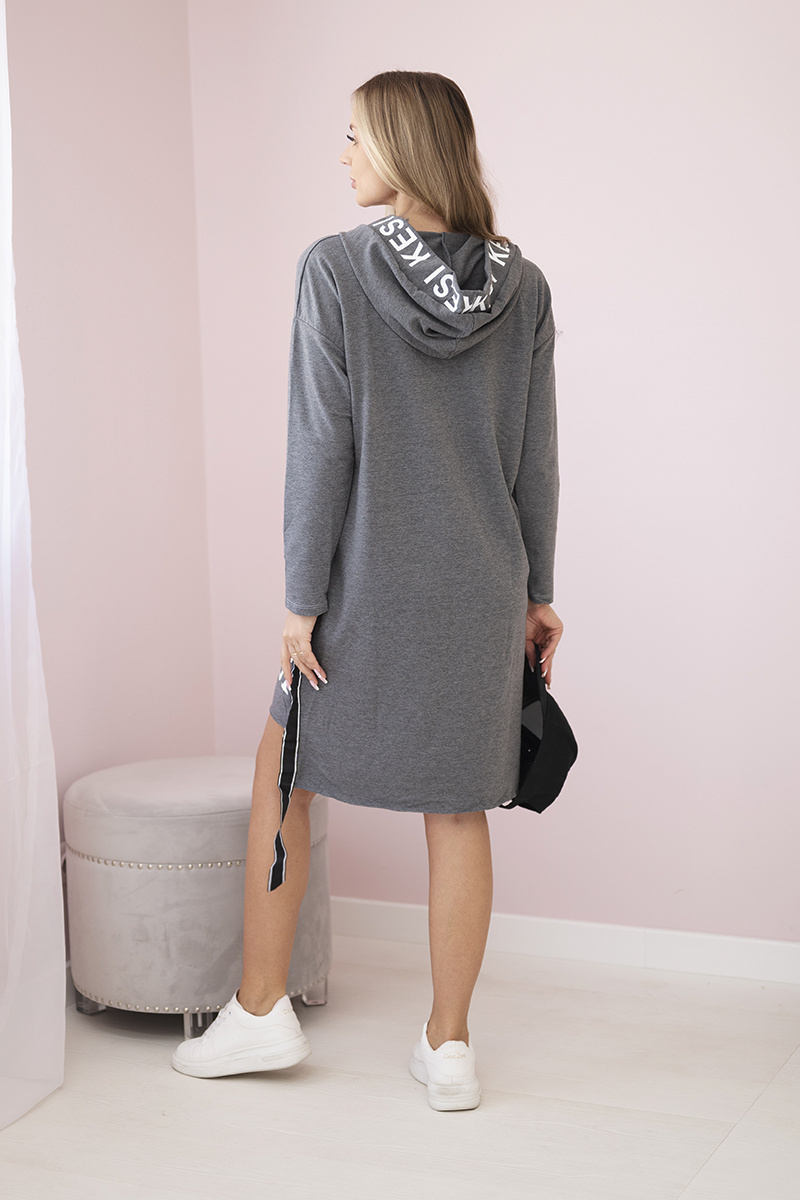 Sukienka z kapturem i nadrukiem grafitowa - obrazek 3