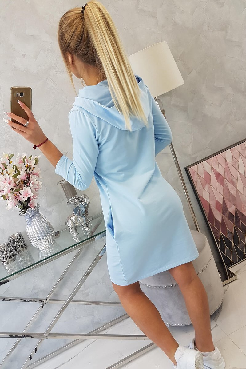 Sukienka z kapturem i kieszeniami błękitny - obrazek 7