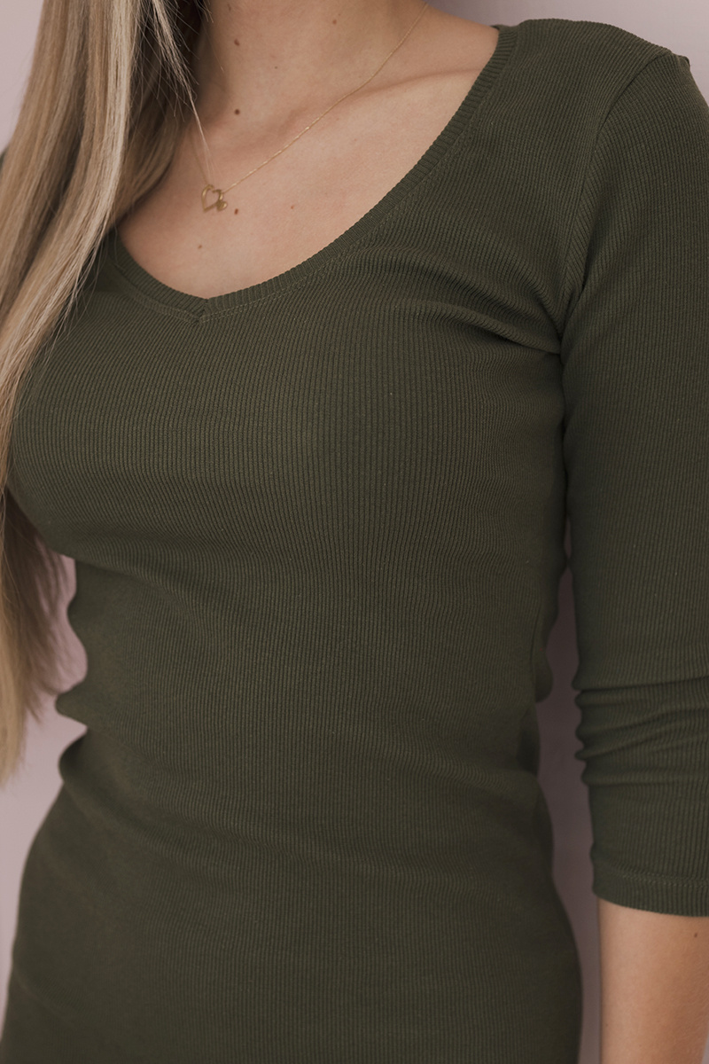 Sukienka dopasowana z dekoltem khaki - obrazek 4