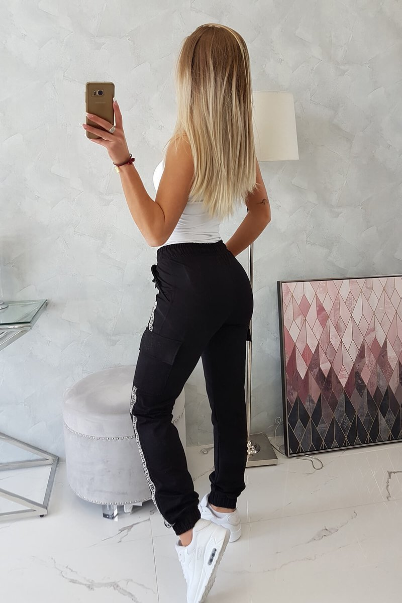 Spodnie bawełniane cargo czarne - obrazek 9